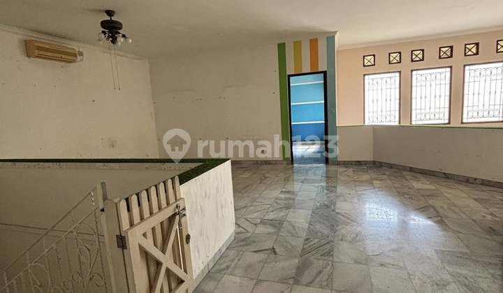 RUMAH LUAS & CANTIK DI KOMPLEK TERBAIK CIRÉNDEU  2