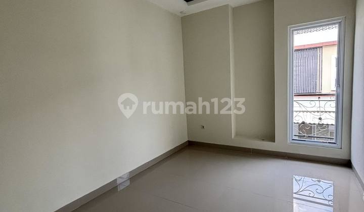 Rumah Lokasi Bagus Harga Murah Cinere PLN Gandul wajib dibeli! 2