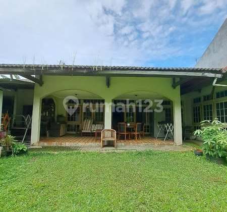 Rumah Hitung Tanah di komplek Cinere Estate. Rumah Hitung Tanah di komplek Cinere Estate.