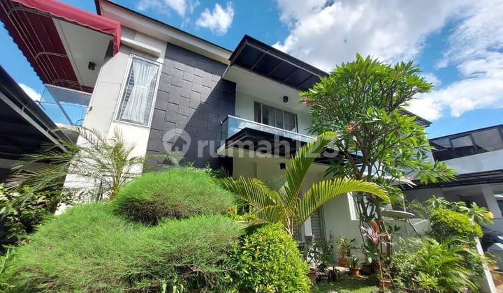 Rumah Cantik Dalam Cluster Pancorqn tebet Jakarta Selatan