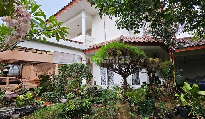 Rumah Klasik Cantik Komplek Villa Delima Lebak Bulus Jakarta Selatan. 1