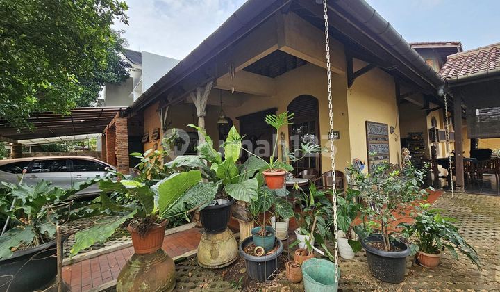 Rumah Hook Dalam Komplek Cinere Asri Dan Sangat Terawat