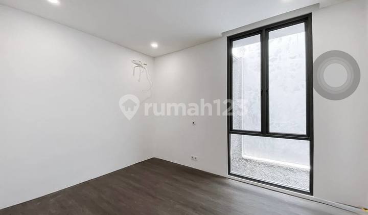 Brand New House - 3 Lantai | Lebak Bulus 2