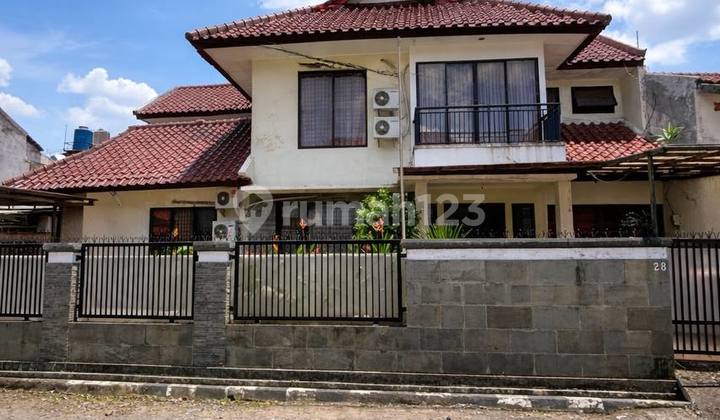 Beautiful House in Cinere Complex, in Front of the Mall, Best Price