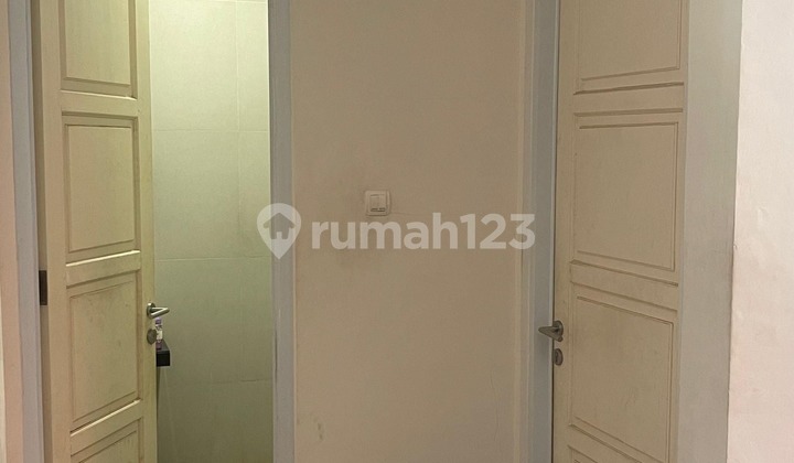 Scandinavian House Model Home, modern complex in Cinere, near toll gate exit. Must inspect. 2