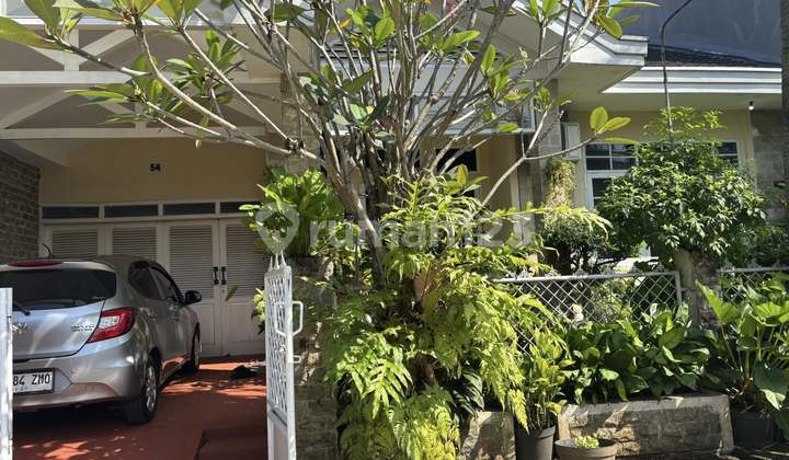 For Sale: Serene and Very Comfortable House in Cinere Estate Complex