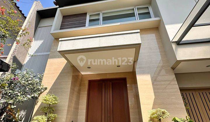  Rumah Modern Minimalis Siap Huni di Pondok Indah  1