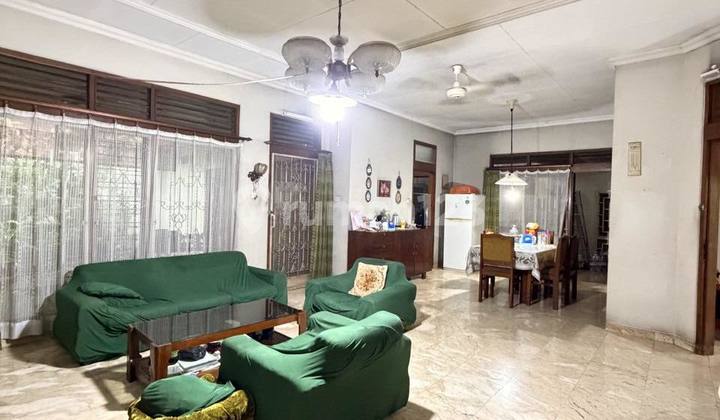 Rumah Asri 300M² di Jantung Cinere - Harga di Bawah Pasar 2