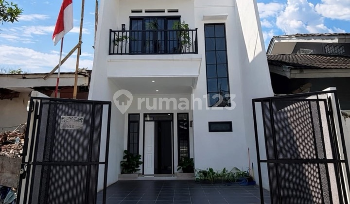 New House in Megapolitan Cinere Complex must be surveyed for a good layout.