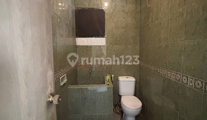 Beautiful House in Cinere Complex at an Unbelievably Low Price 2