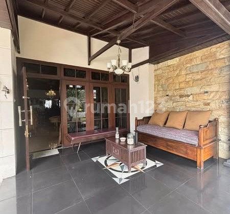 Unique and Luxurious Joglo House on Kejaksaan Street