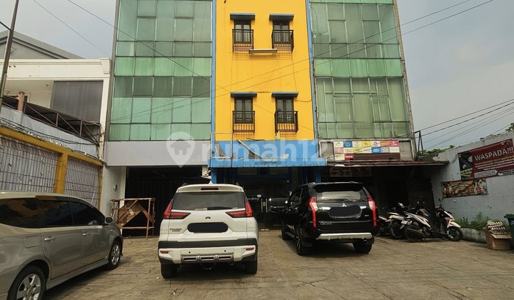 Ruko Rapi, Lokasi Super Strategis, Siap Langsung Kerja Cari Cuan Ruko Rapi, Lokasi Super Strategis, Siap Langsung Kerja Cari Cuan