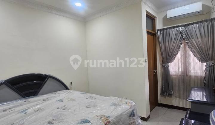 Rumah Cantik dan Cozy di Komplek Perumahan Cinere Terdepan Bukit Cinere Indah