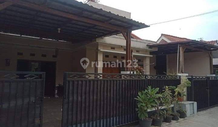 Rumah 1.5 lantai di Istana Kawaluyaan Bandung 2