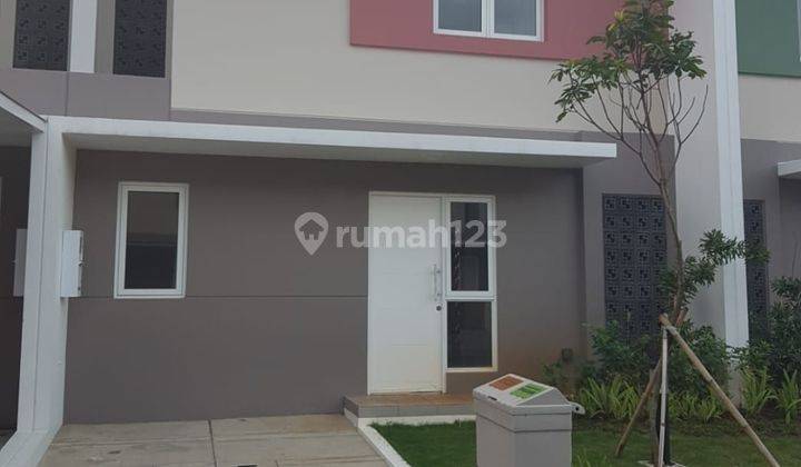 Rumah 2 lantai baru SHM menghadap selatan 1