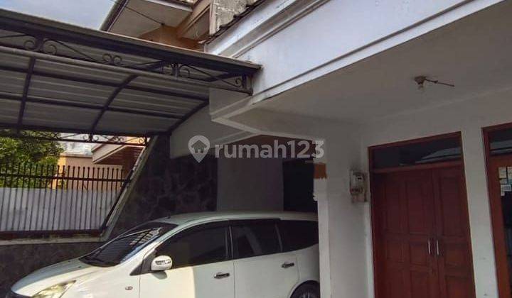 Rumah Butuh Renovasi SHM di Kembar Bandung 1