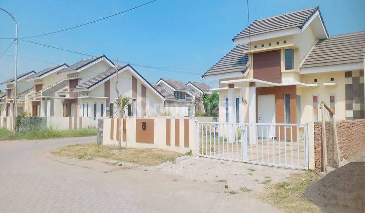 OPER KREDIT RUMAH BARU READY UNIT SIAP HUNI, SURAT SHM 4
