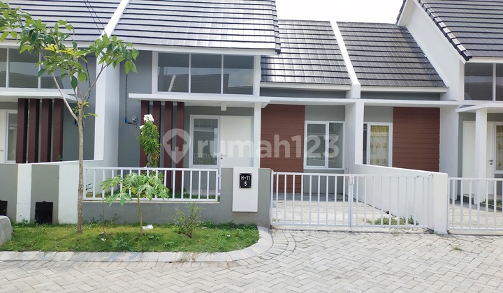 Rumah Baru SHM Raya Watu Tulis Sidoarjo  1