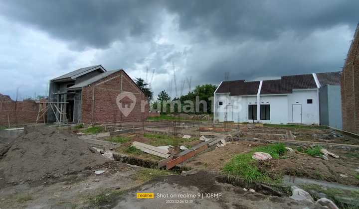 Rumah Baru Sidoarjo Wonoayu SHM Hadap Timur  6