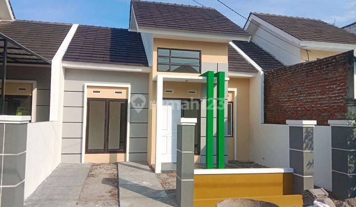 Rumah Baru Sidoarjo Wonoayu SHM Hadap Timur  1