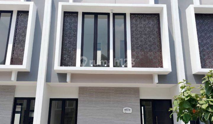 Rumah Oper Kredit 105JT di Raya Sepande hadap utara SHM 1