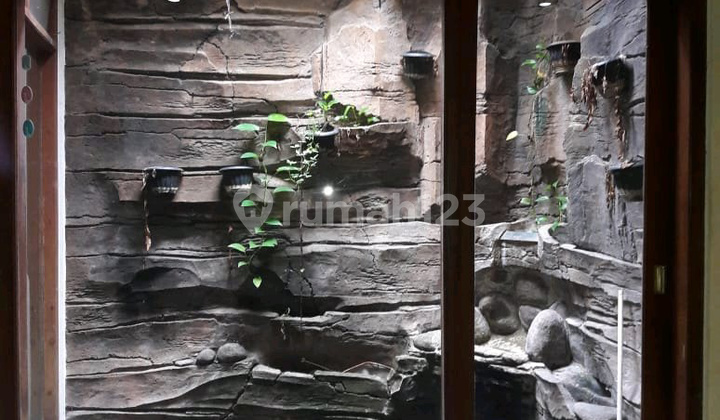 For Sale South Semolowaru House, Sukolilo, Surabaya, Ron.a854 2