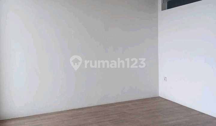 For Rent House Forest Mansion Blossom Hill Lakarsantri Surabaya Ron.a2455 2