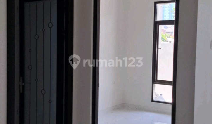 Dijual Rumah Tenggilis Mejoyo Selatan Surabaya Ron.a2644 2