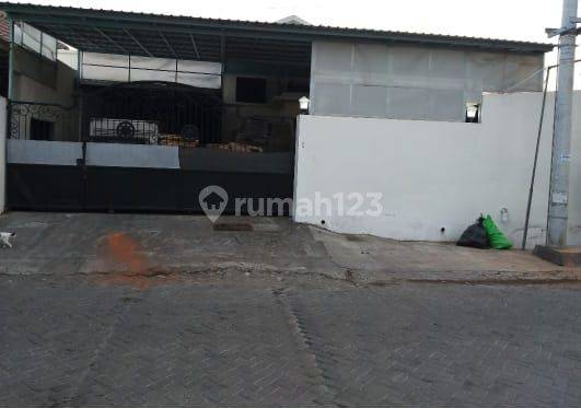 tampak depan dijual gudang bumi marina emas
