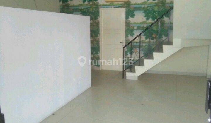Disewa Ruko Aralia Harapan Indah Bekasi  2