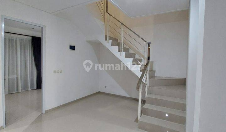 Rumah Baru 2 Lantai SHM di Pamoyanan Town House View Gunung 2