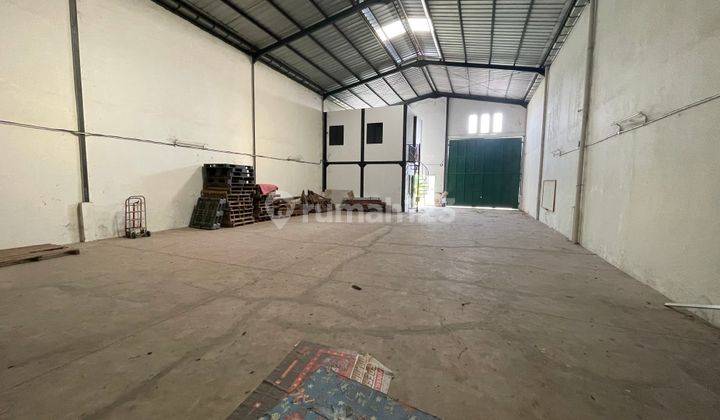 Disewakan Gudang Siap Pakai Lokasi Strategis di Kawasan Pergudangan Bizhub Serpong 2