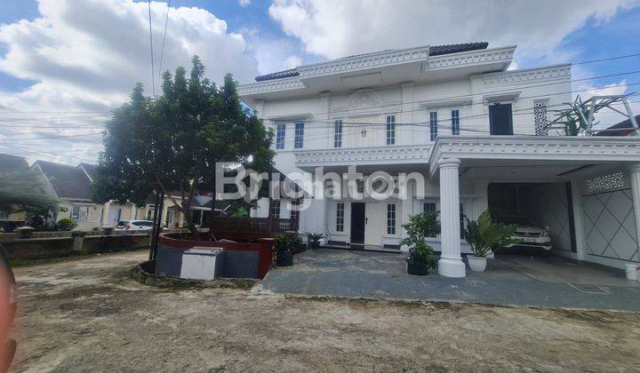 Rumah mewah lokasi strategis dekat dengan bandara 1