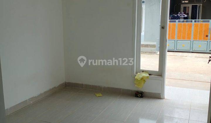 Rumah Minimalis Dekat Stasiun Kereta Dan Pusat Kota Depok 2