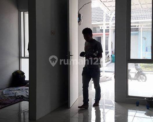 Rumah Bagus di De Valley Cifest Cikarang Bekasi 4