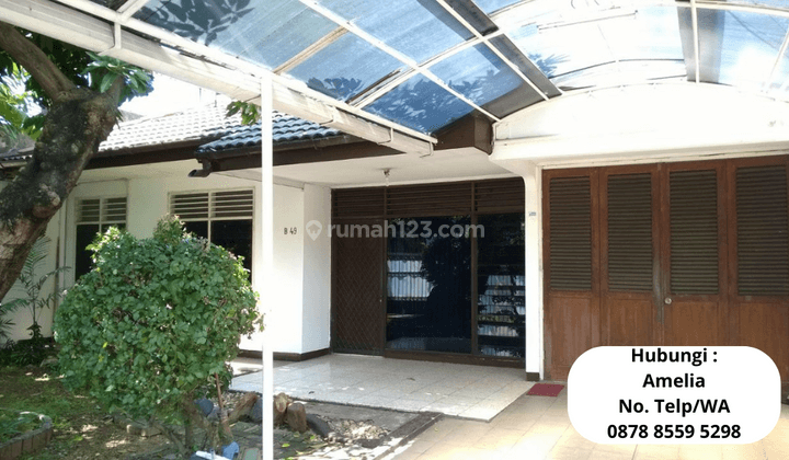 Disewakan Rumah Luas 300m2 di Kedoya Lokasi Strategis Dan Nyaman 1