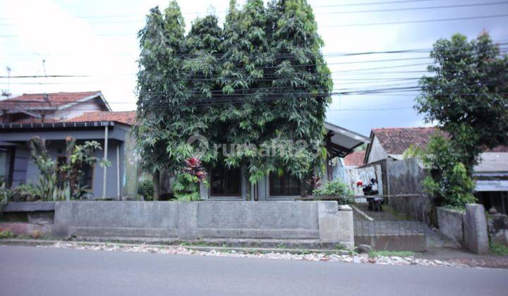 Rumah Lokasi Strategis di Jalan Pangeran Cornel Pesanggrahan Sumedang  10