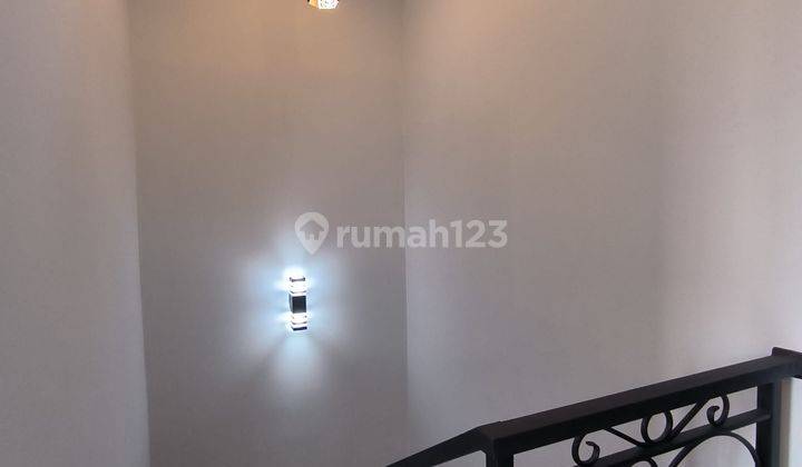 Dijual Rumah Dekat Mall Kalibata City Pejaten Jakarta Selatan