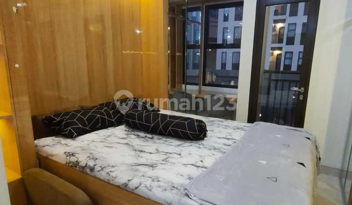 Selling Transpark Cibubur Apartment Fully Furnished, Pool View, Strategic Location, Connected to Mall 2