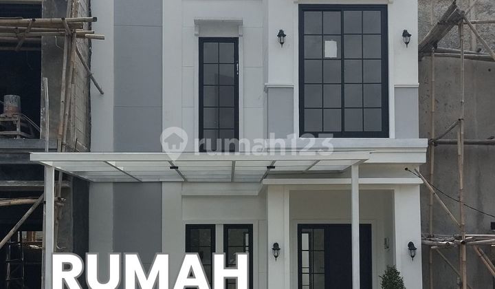Rumah Mewah Nempel Jaksel dan Bintaro Caraka Townhouse Selangkah ke Tol,Halte Busway dan Stasiun