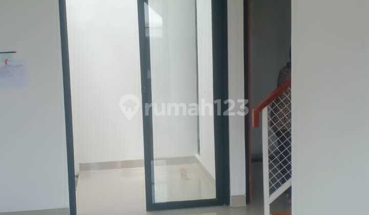 Rumah 2 lantai harga 1 lantai  jutaan, deket Pondok Cabe, Ciputat, dan Pamulang 2