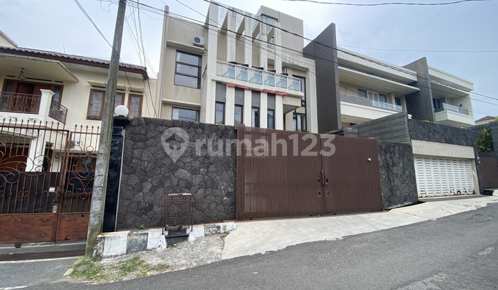 Jual Cepat Rumah Siap Huni Harga Terbaik di Sera Sari Bandung Jual Cepat Rumah Siap Huni Harga Terbaik di Sera Sari Bandung