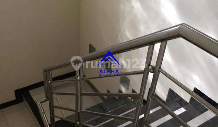 Disewakan Rumah Mewah 2 Lantai Dalam Komplek Di Antapani  5