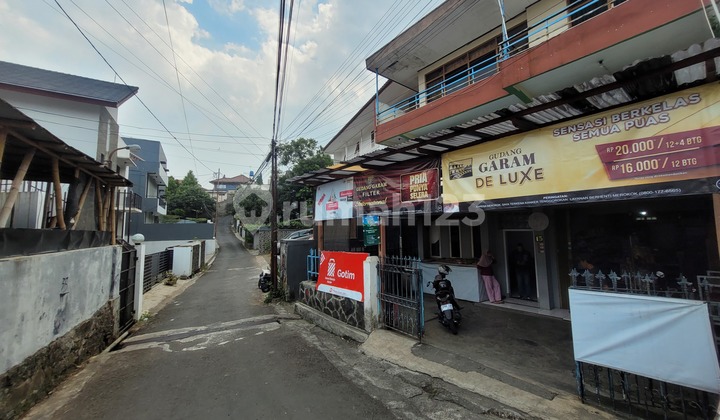 Quick Sale House Suitable for Boarding in East Dago Near Renowned Campus