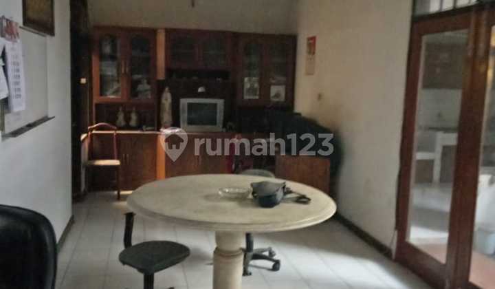Jual Cepat Rumah Siap Huni Cocok untuk Ruang Usaha di Jalan Sriwiya Bkr Bandung 2