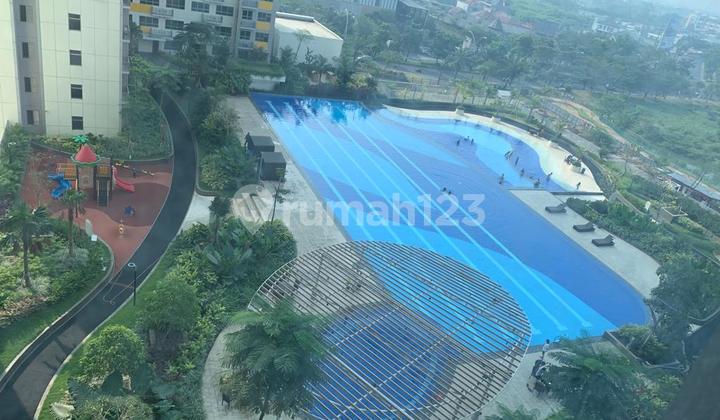 Apartemen Springlake View Pool Summarecon Bekasi 2