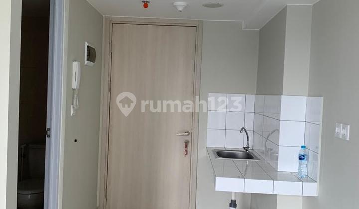 Apartemen Springlake View Pool Summarecon Bekasi 6