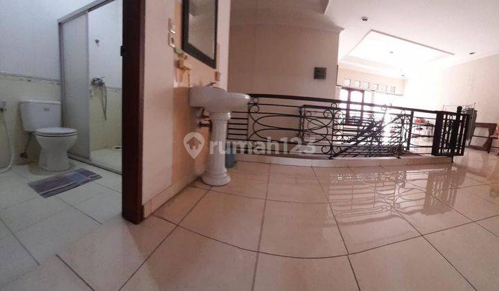 Rumah Modern Super Strategis Tanjung Duren Jakarta Barat