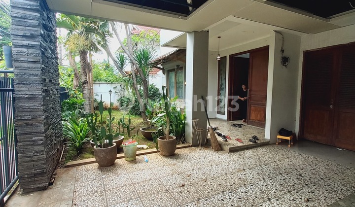 Asri 2-Story House in Cinere Block H Housing Complex 2