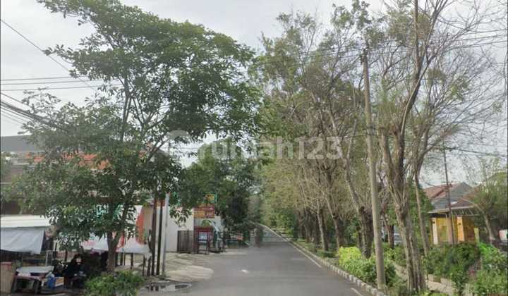 Rungkut Asri Tengah Bagus Padat Penduduk